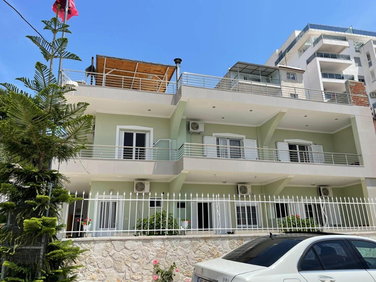 Villa Xhevdet Sarandë Exterior foto